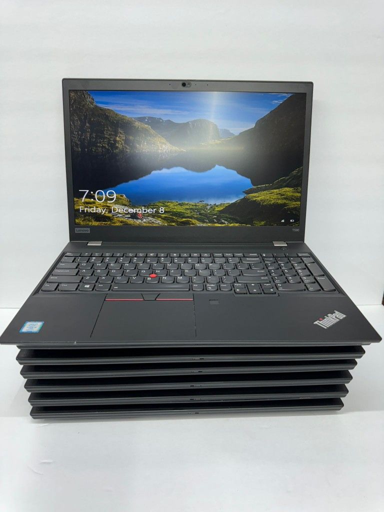 Lenovo ThinkPad T590
Intel Core i5
8GB RAM
256GB SSD
MINT CONDITION👌🏽👌🏽
Qty Available
With Original Charger