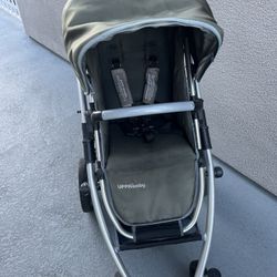 Uppababy Vista 1st Gen Stroller With Mesa Car seat (with Base) 