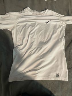Nike EYBL compression
