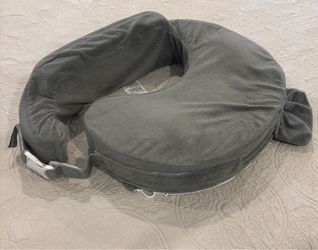 My Breast Friend Feeding Pillow