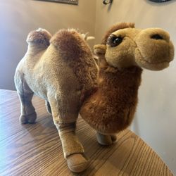 FAO Schwarz Plush Brown Two Hump Camel 19" X 14” Toys R Us