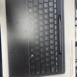 Microsoft Surface Pro Flex Keyboard With Slim Pen