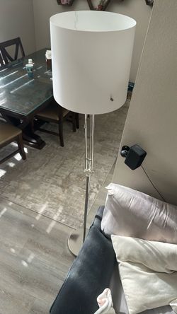 2 lamps