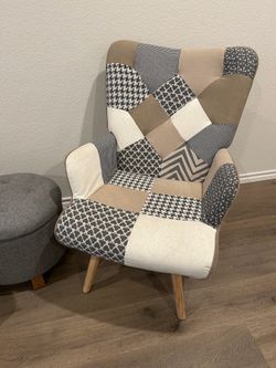 Chairs . Set of 2