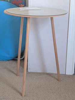 Round Table