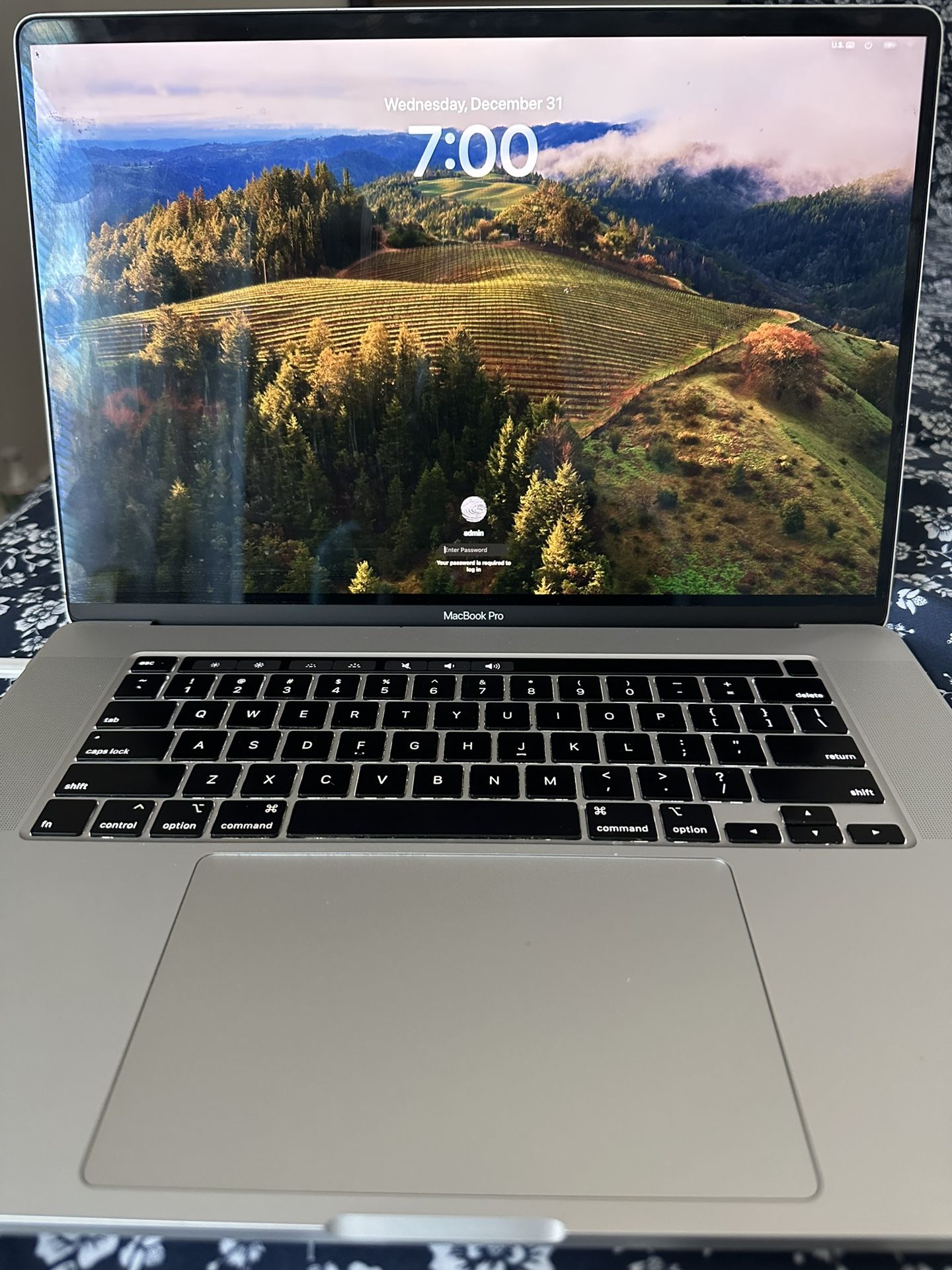 Macbook Pro 16” inch 2019