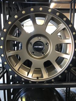 MAYHEM SCOUT 18x9 ON 33x12.5R18 ON SALE!!!