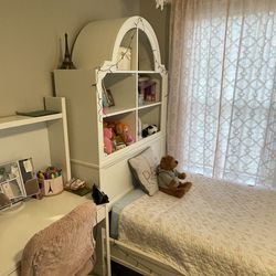 Pottery Barn Kids Bedroom Set