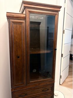 WOODEN CABNET/ CURIO