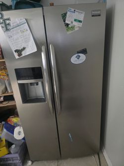 Good condition refrigerator