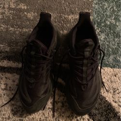 Adidas alphaboost V1 10.5