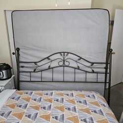 King Size Mattress And Box Springs With Frame