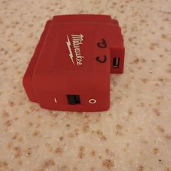 Milwaukee Power Source USB Use With Any M18 Battery Charger Phone