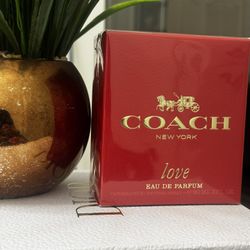 Coach >>Love