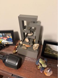 Small desk water feature with light