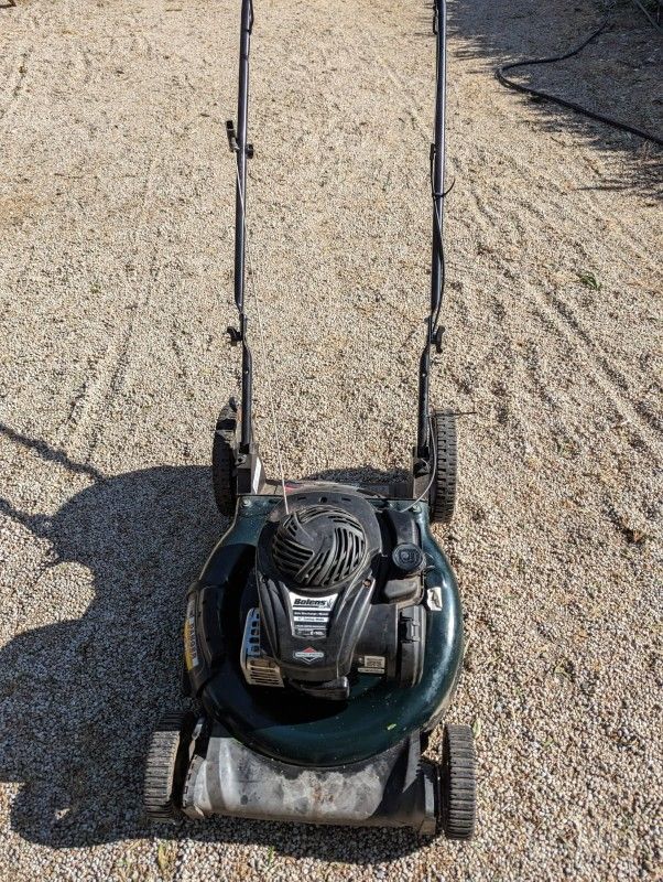Briggs & Stratton Bolens 140cc 21" gas powered lawnmower & MULCHER mower grass