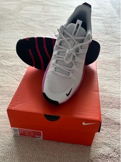 8.5 Women’s Nike Free Metcon 7