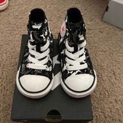 Converse Size 5