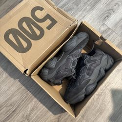 Yeezy 500 Size 9 