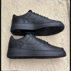 New Nike Air Force 1 Low Triple Black Women’s 12, Men’s 10.5