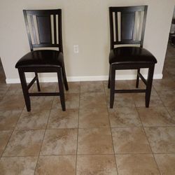 2 Chairs Set