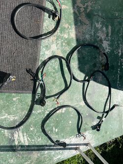 4 prong cords 20$ EACH