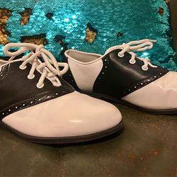 Girls size 3 Sock-Hop Shoes 1950 style (LIKE NEW)