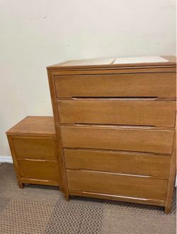 MCM 2 PC Dresser & Nightstand Set, Dovetail Drawers all Open Easy 🚚 extra