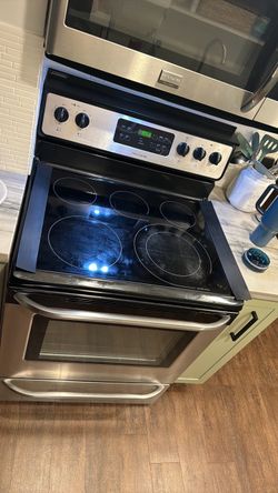 Frigidaire Gallery Electric Range Stove