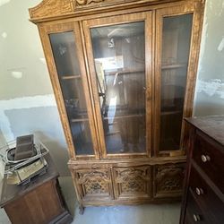 China Cabinet Hutch