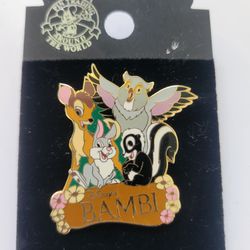 Disney Bambi and Friends Family Official Trading Pin 2004 Thumper Flower Owl
