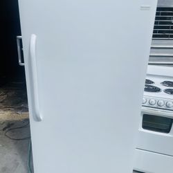 Freezer Frigidaire 