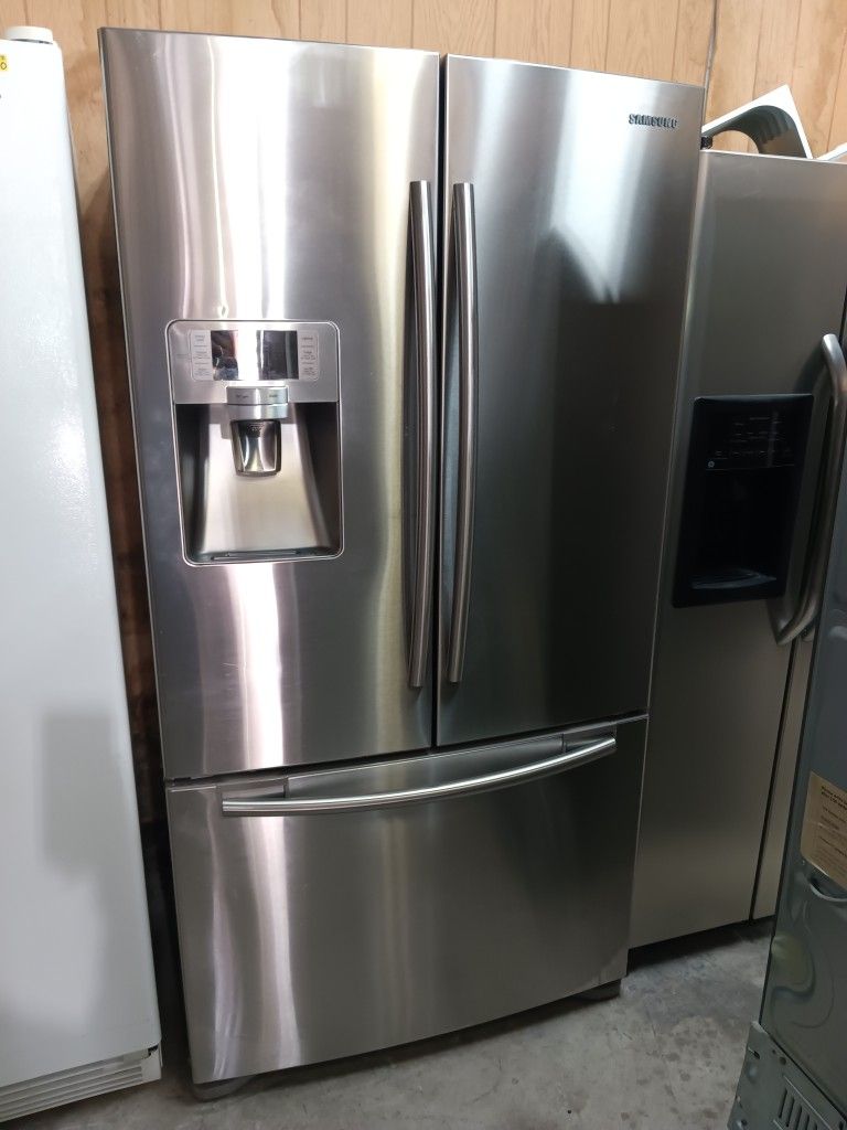 Samsung Refrigerator Stainless Steel Everything Works Good