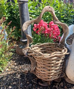 Vintage Woven Willow Twig Rustic BASKET! EYE CATCHING SCULPTED HANDLE! - $55 (Washington Park, i25 and Alameda, Denver)
