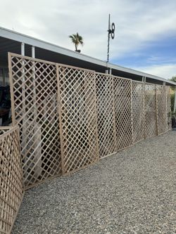 EXELENTES Rejillas Para Patio Y Jardín Miden 4x8 Pies Con Marco Muy Resistentes $30. Cada Una. Estamos En El Centro. Se Las Llevamos A Su Domicilio