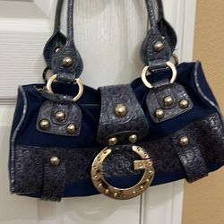 Guess adorable 🥰 vintage hard metal purse rare