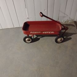 Antique Radio Super Red Wagon Solid Metal 