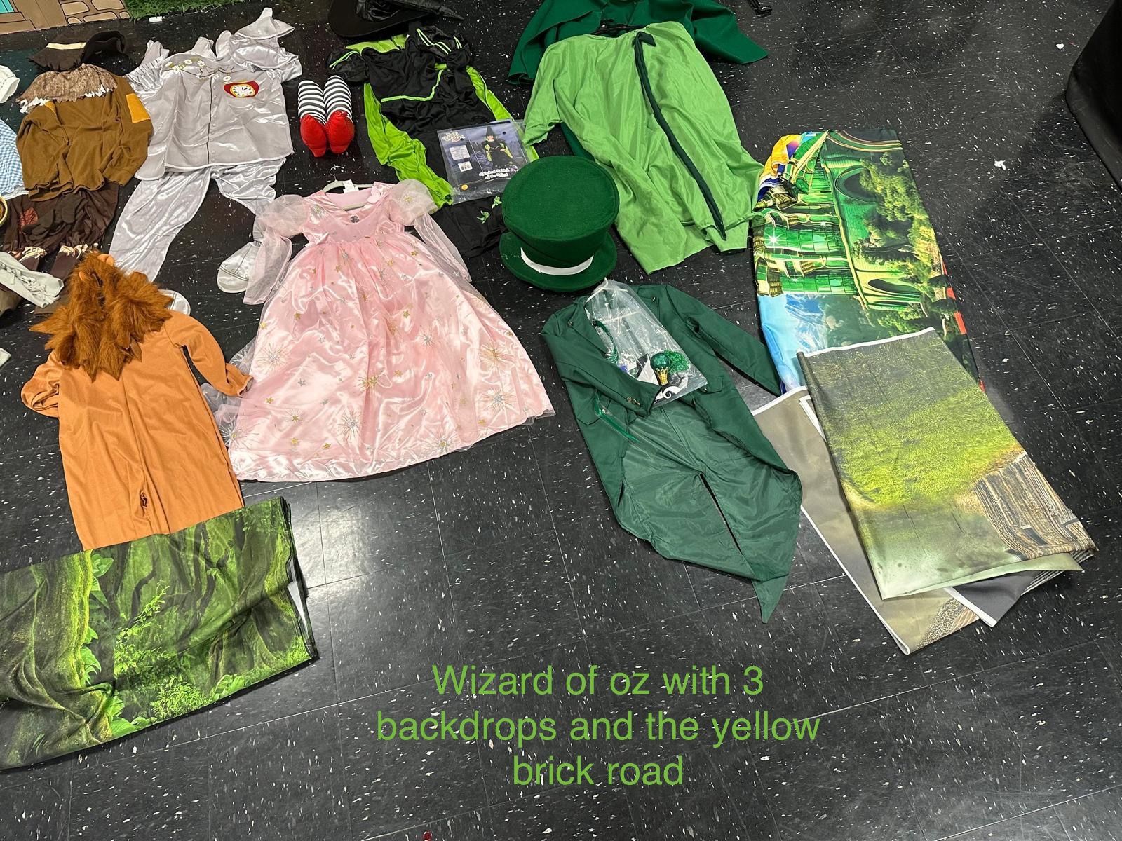 Drama Costumes And Props 