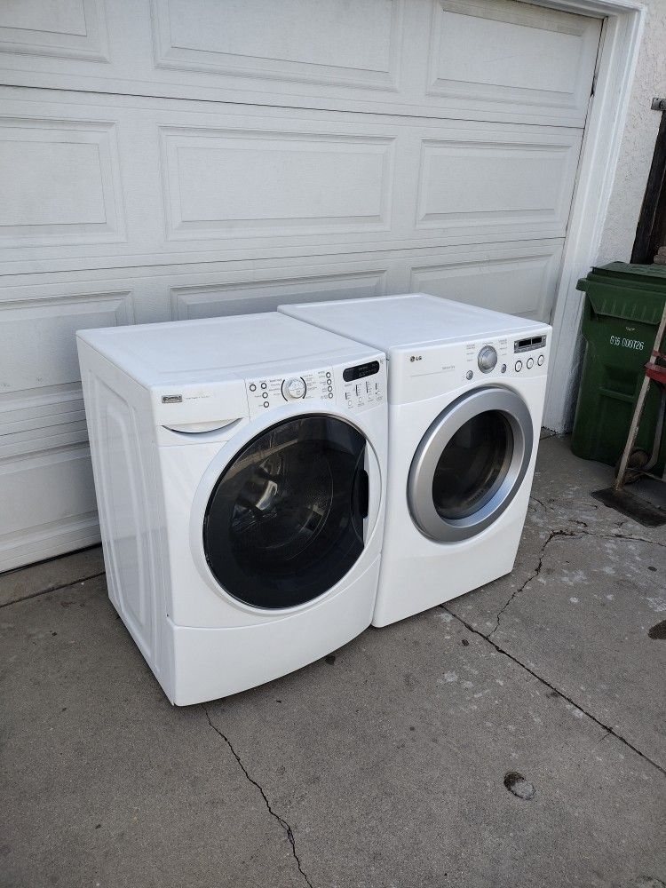 Washer And Gas Dryer 
