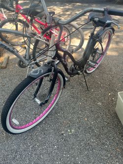 Schwinn cruise bike 7 speed.
