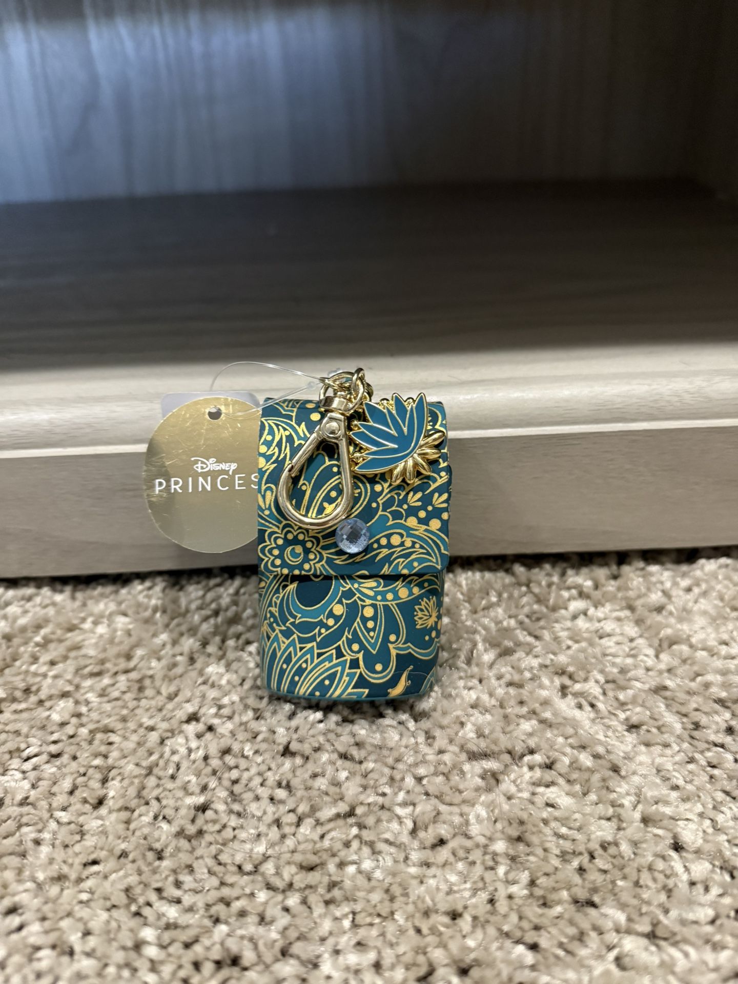 Disney Bath And Body Works Princess Collection Jasmine Pocketbac Sanitizer Holder