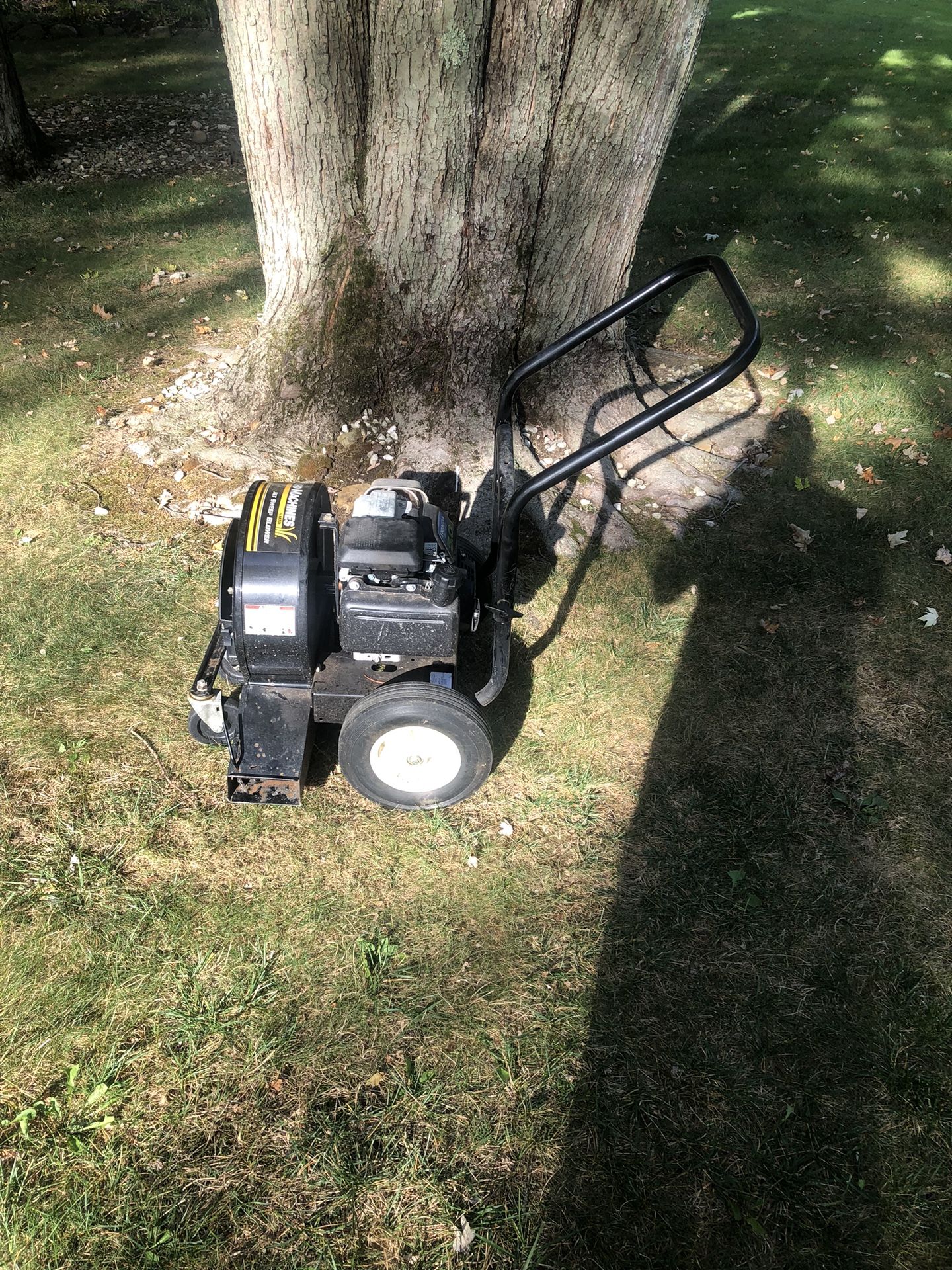 Walk Behind Leaf Blower (5 Hp Honda Motor)