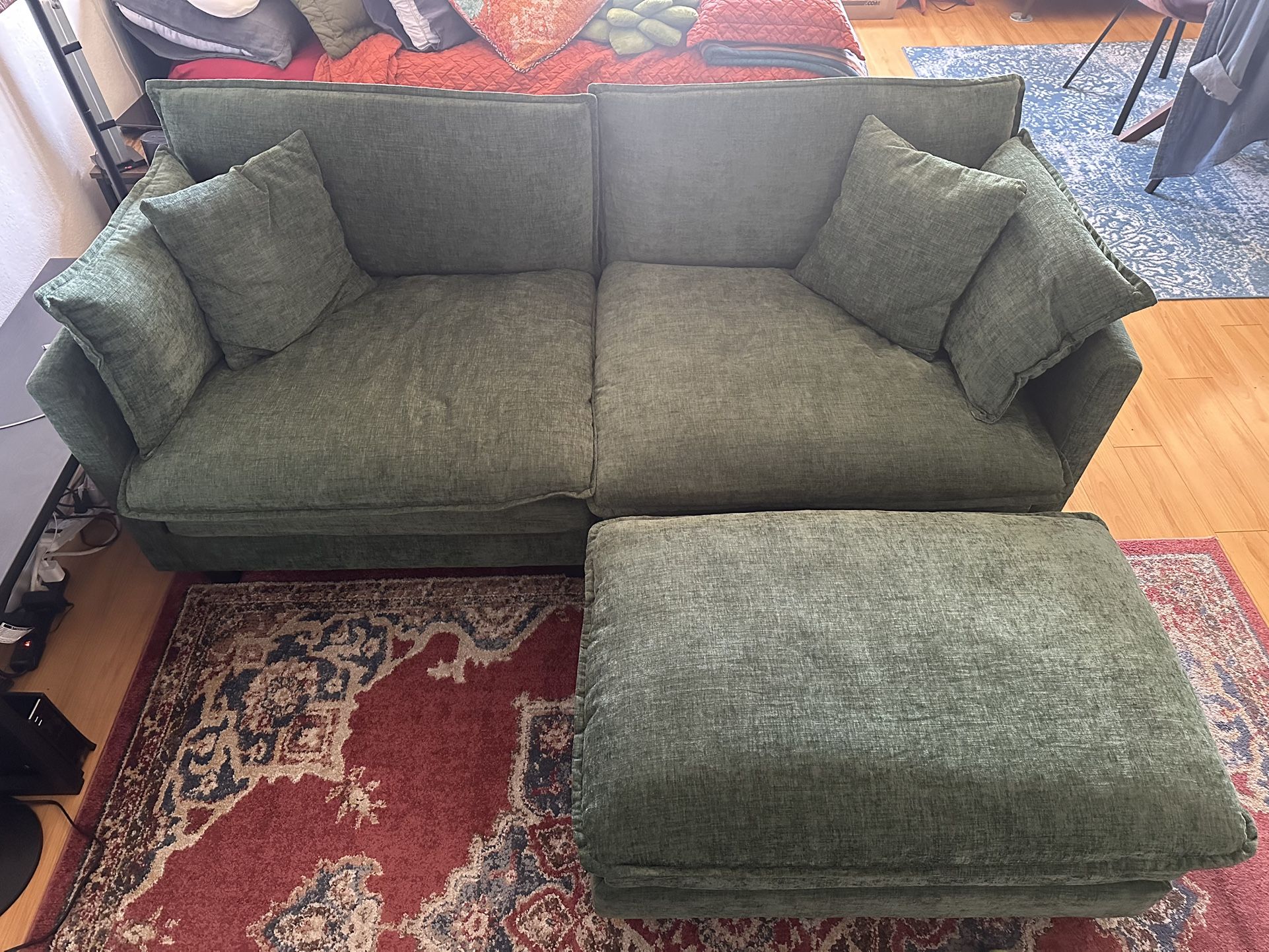 Brand New Couch - Hollywood and Western