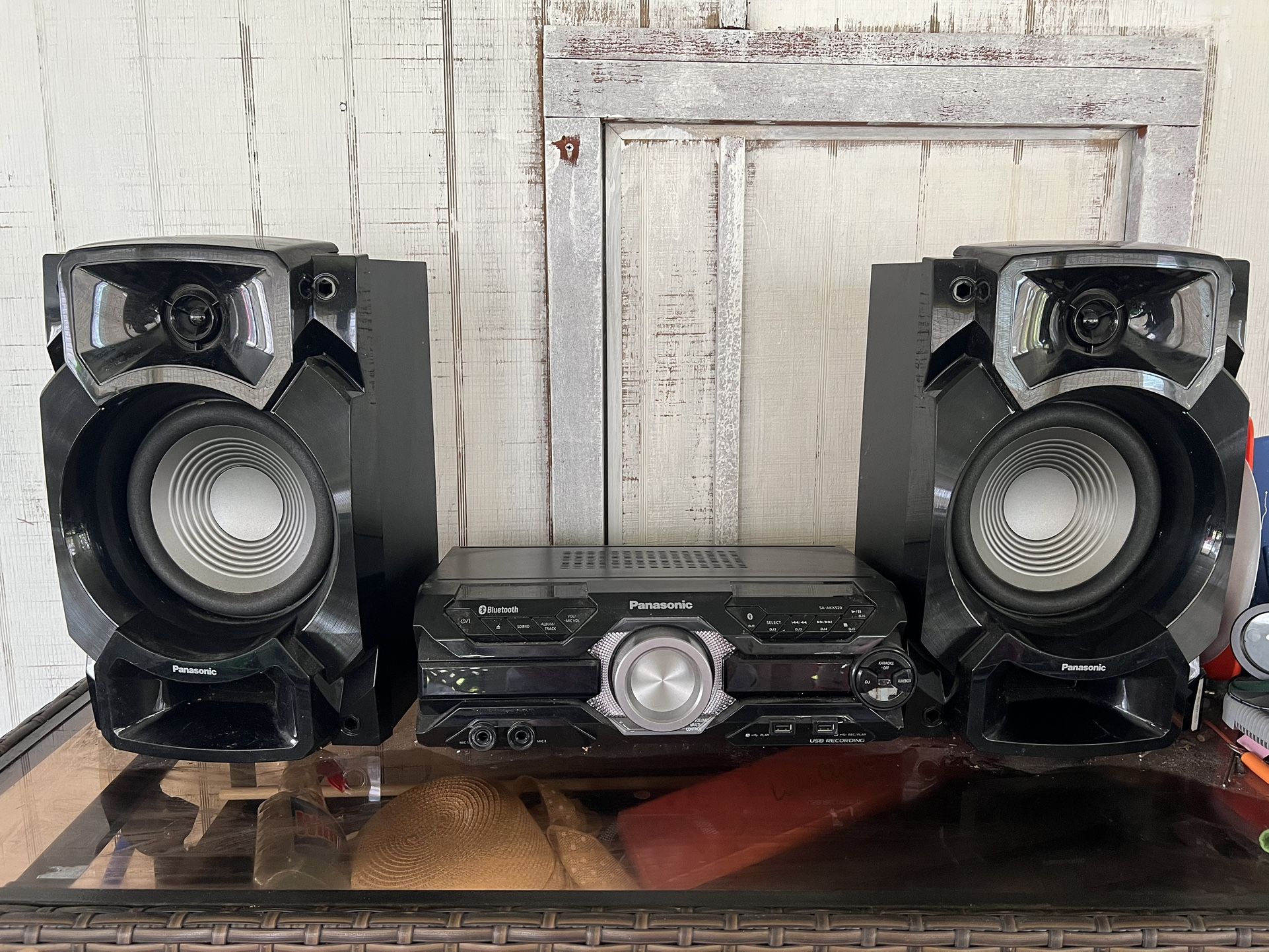 Pioneer Stereo