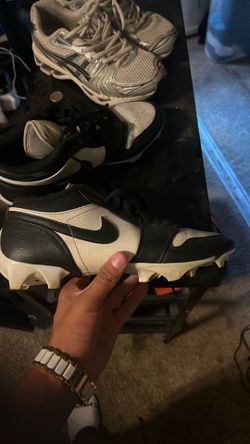 Panda Dunk football cleats