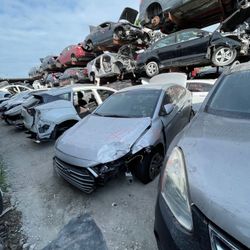 Hyundai Elantra 2018  Only Parts 