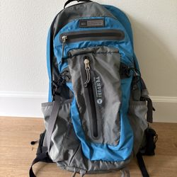 REI Woman's Venturi 30 Backpack 