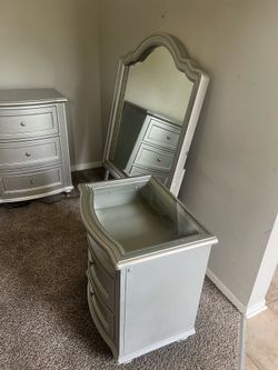Twin  bedroom set