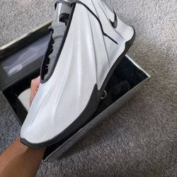 Nike GT Future (Men Size 14)