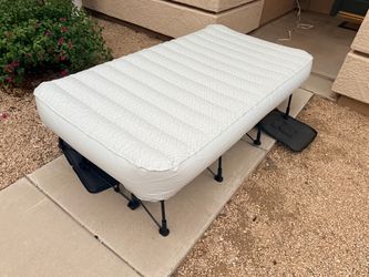 Grandin Road EZ-Bed Twin Standing Air Mattress w/ Built In Pump